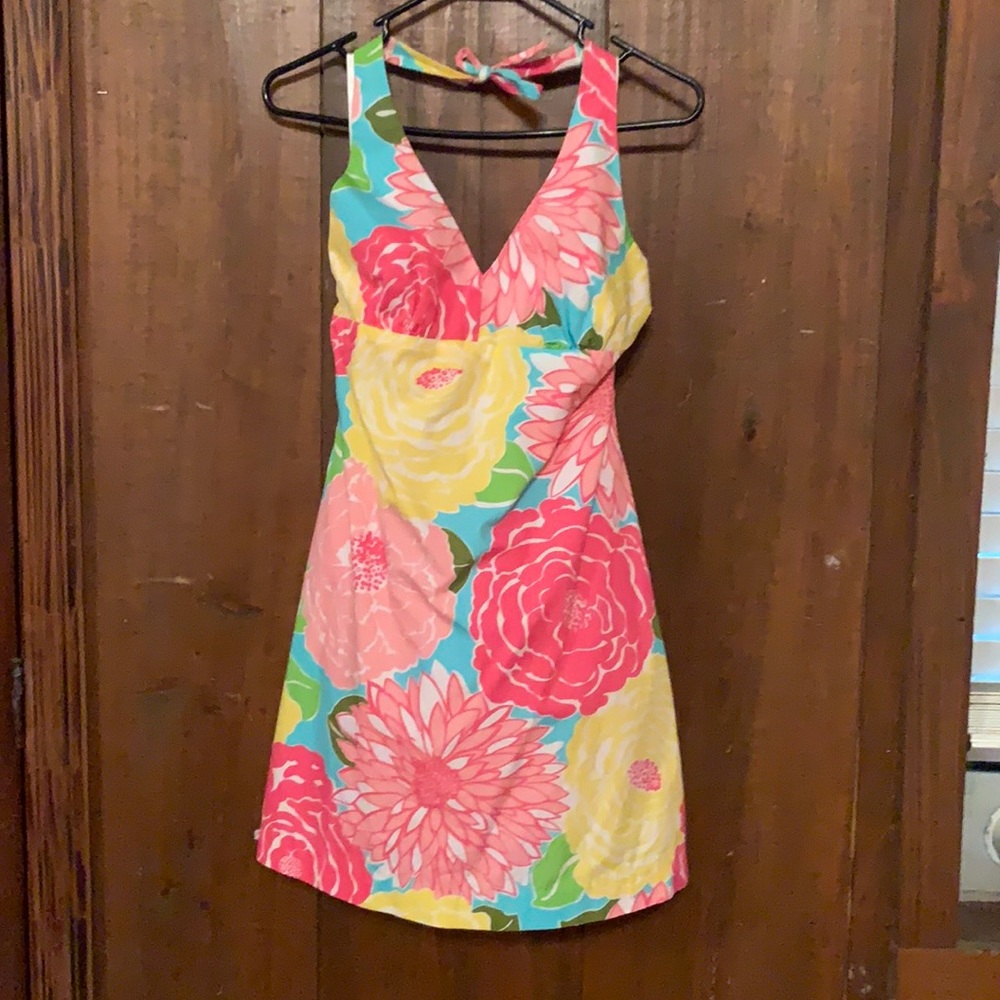 Beautiful Lilly Pulitzer dress size 6 perfect